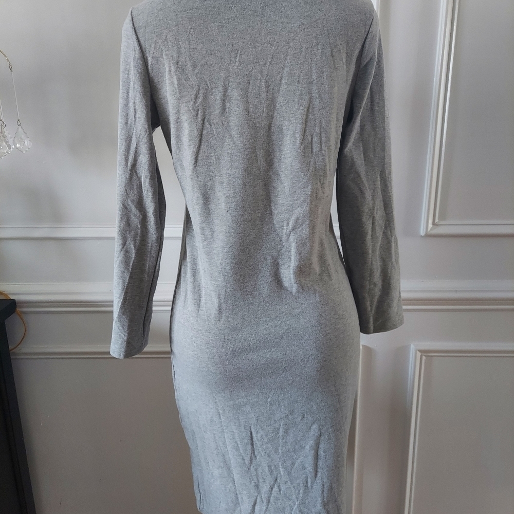 Long Sleeve Heather Gray V-neck bodycon sweater dress - Picture 4 of 8
